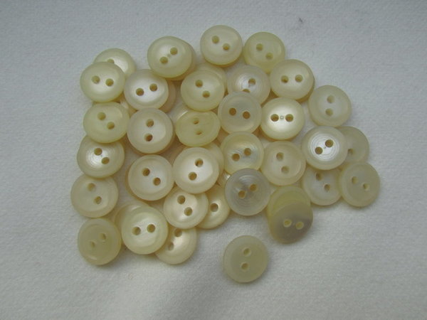 Knopf eierschalfarben 13 mm